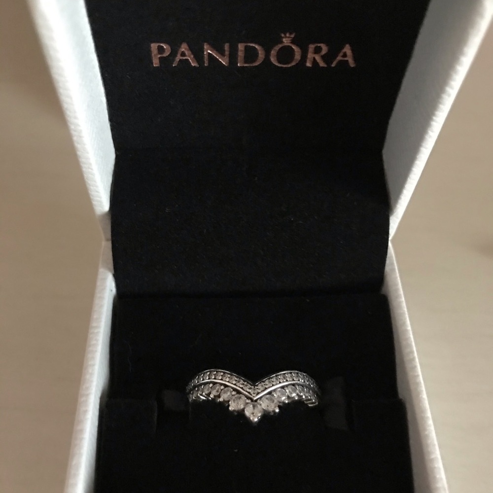 Pandora Princess Wishbone Ring - Size 8